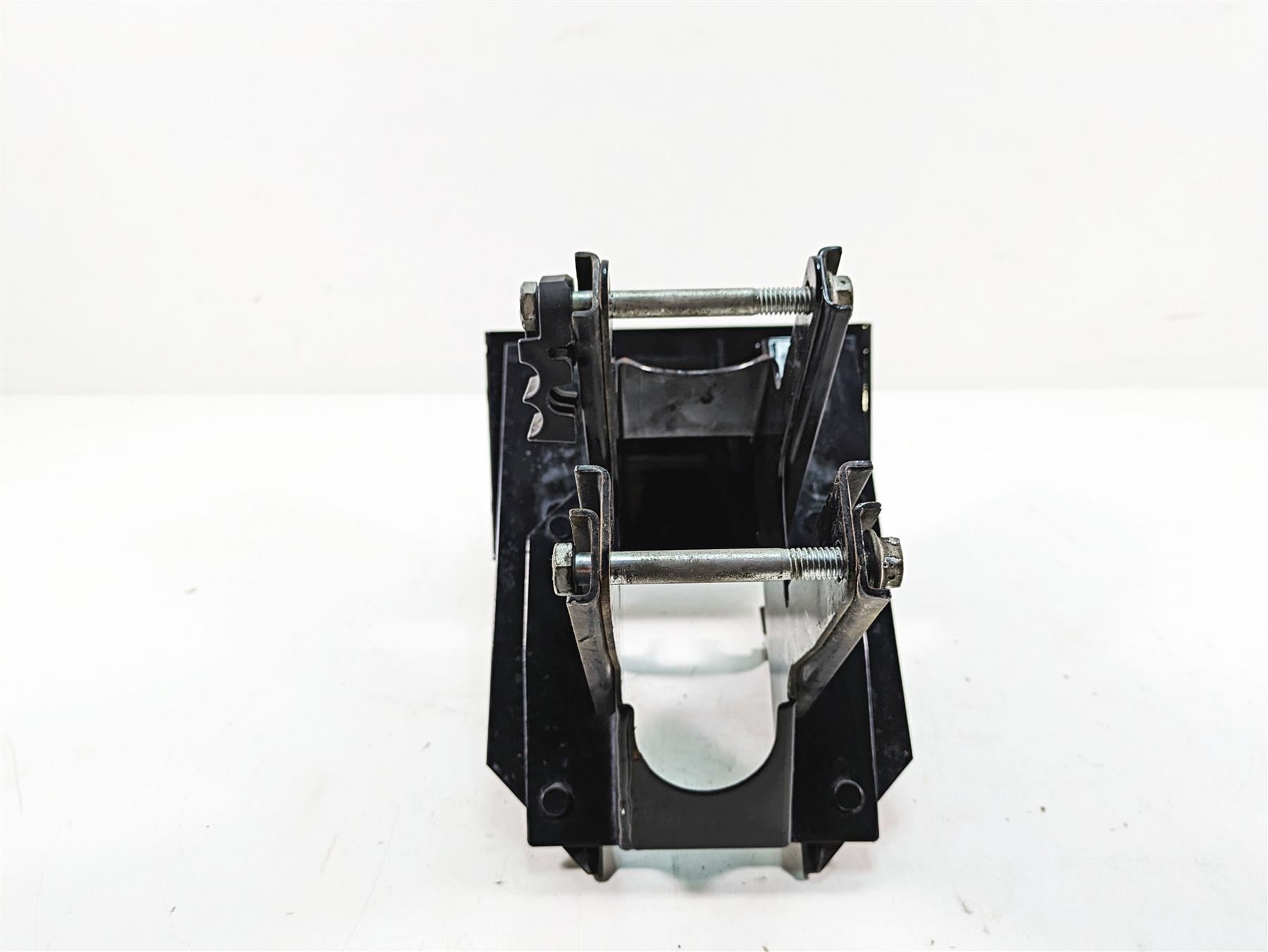 2011 Harley Touring FLTRU Road Glide Front Fairing Mount Holder Bracket 58530-10 {{ shop.shopifyCountryName }} - Mototech271