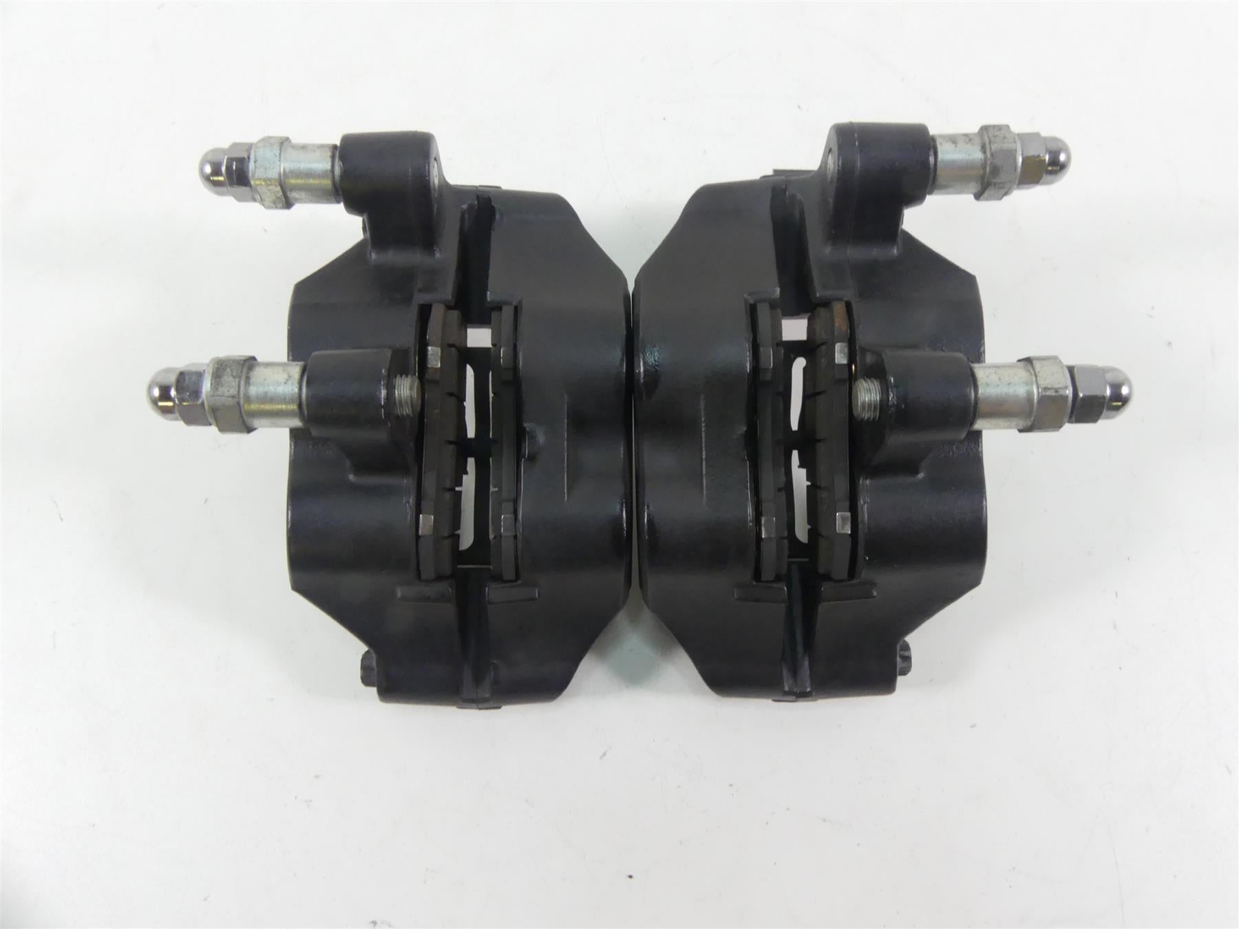 2016 Indian Chieftain Dark Horse Front Brake Caliper Set 1912390 1912391 {{ shop.shopifyCountryName }} - Mototech271