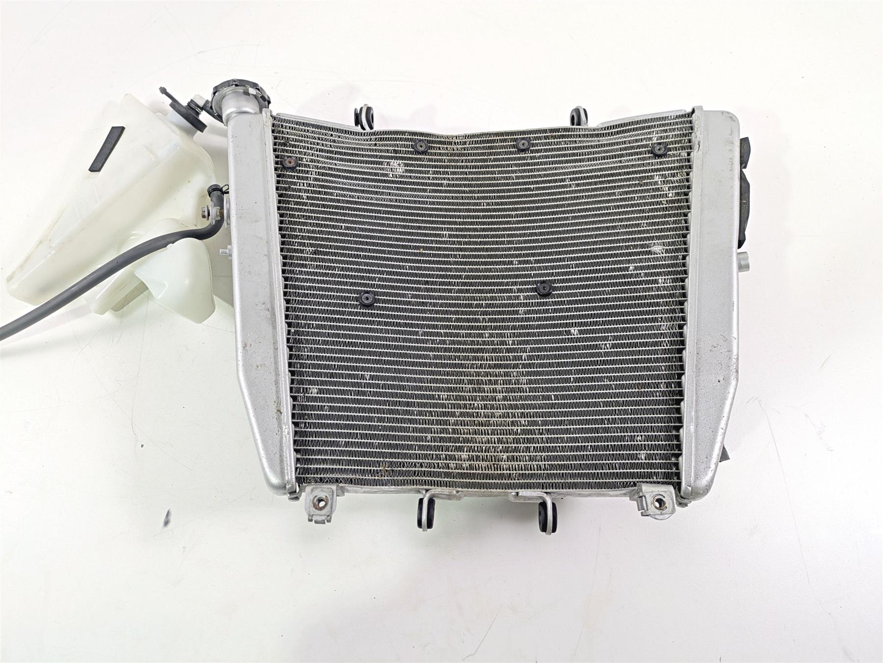 2017 Aprilia RSV 1100 Tuono V4 Factory Radiator Fan Reservoir Set -Read 2B003834 {{ shop.shopifyCountryName }} - Mototech271
