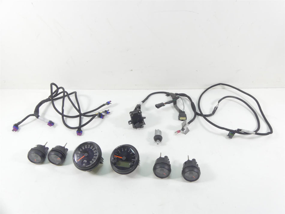 2004 Harley FLHTC SE CVO Electra Glide Medallion Speedometer Gauges 47K Set 8630 {{ shop.shopifyCountryName }} - Mototech271