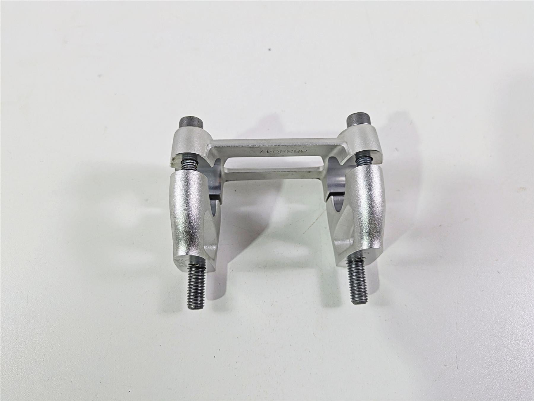 2022 BMW RnineT Pure K22 Handlebar Riser Holder Set 32718538049 32718538047 {{ shop.shopifyCountryName }} - Mototech271