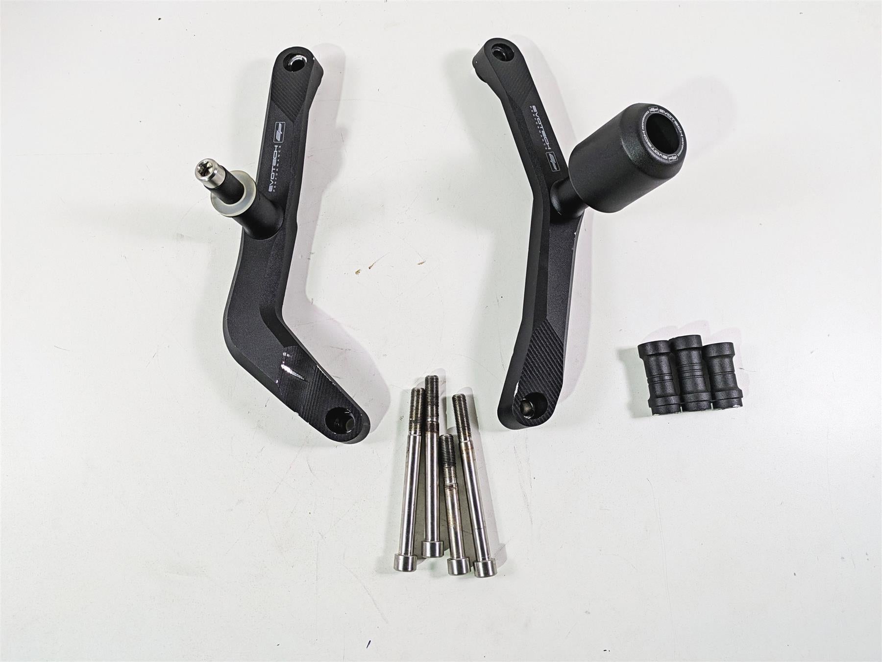 2019 Ducati Supersport 939 S Evotech Performance Frame Slider Guards PRN013743 {{ shop.shopifyCountryName }} - Mototech271