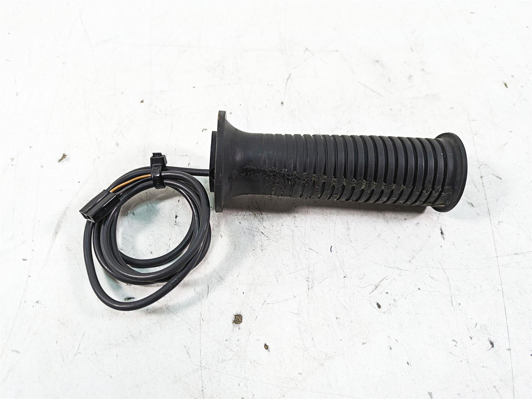2007 BMW R1200RT K26 Left Heated Hand Grip Grab - Read 61317694813 | Mototech271