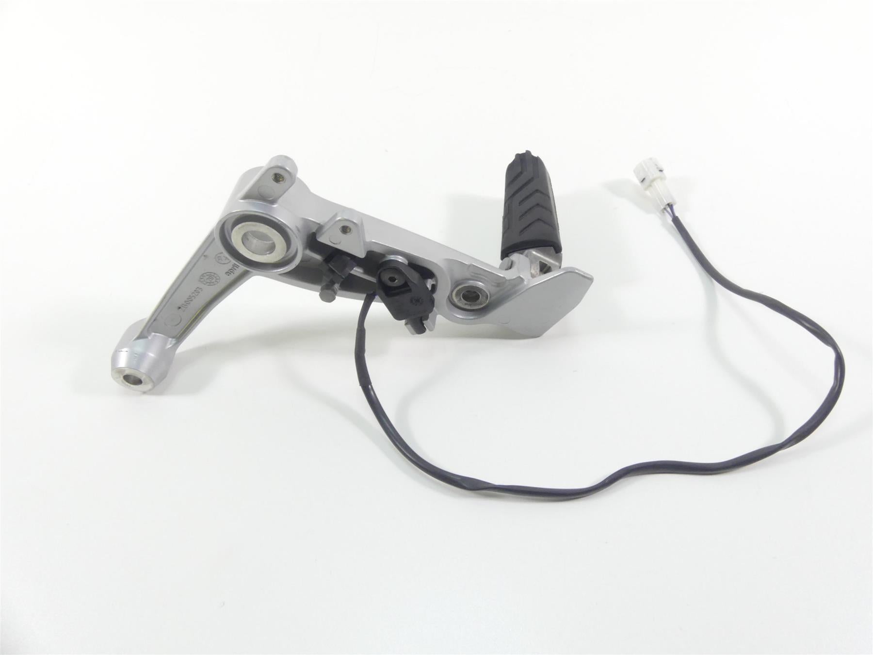 2021 Aprilia Tuono 660 RS660 Right Rider Footpeg Foot Peg Rest & Mount 2B005203 {{ shop.shopifyCountryName }} - Mototech271