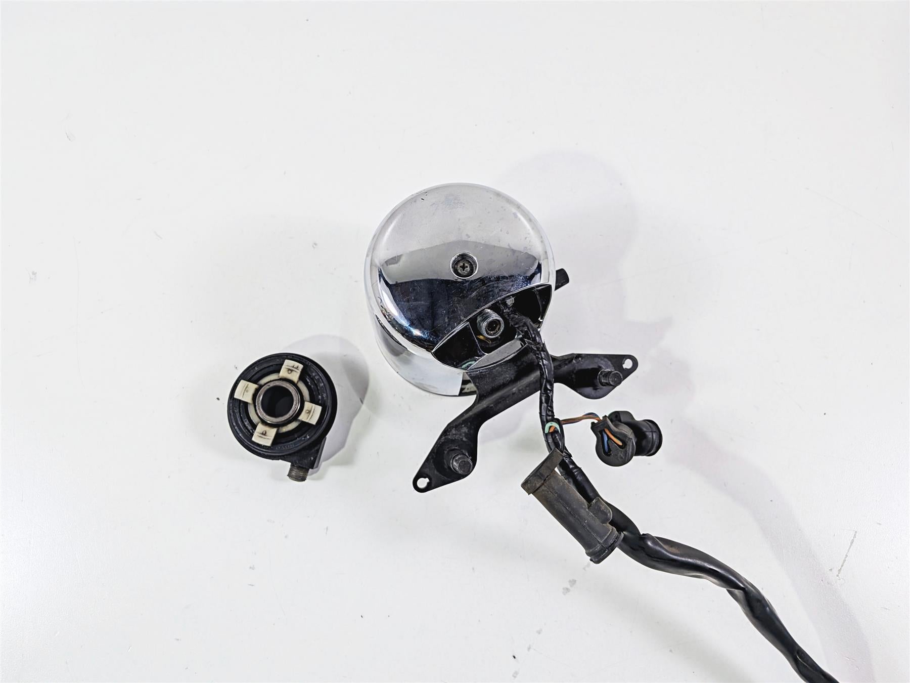 2001 Suzuki VZ800 Marauder Speedometer Gauge Instrument 45k 34110-48E30 {{ shop.shopifyCountryName }} - Mototech271