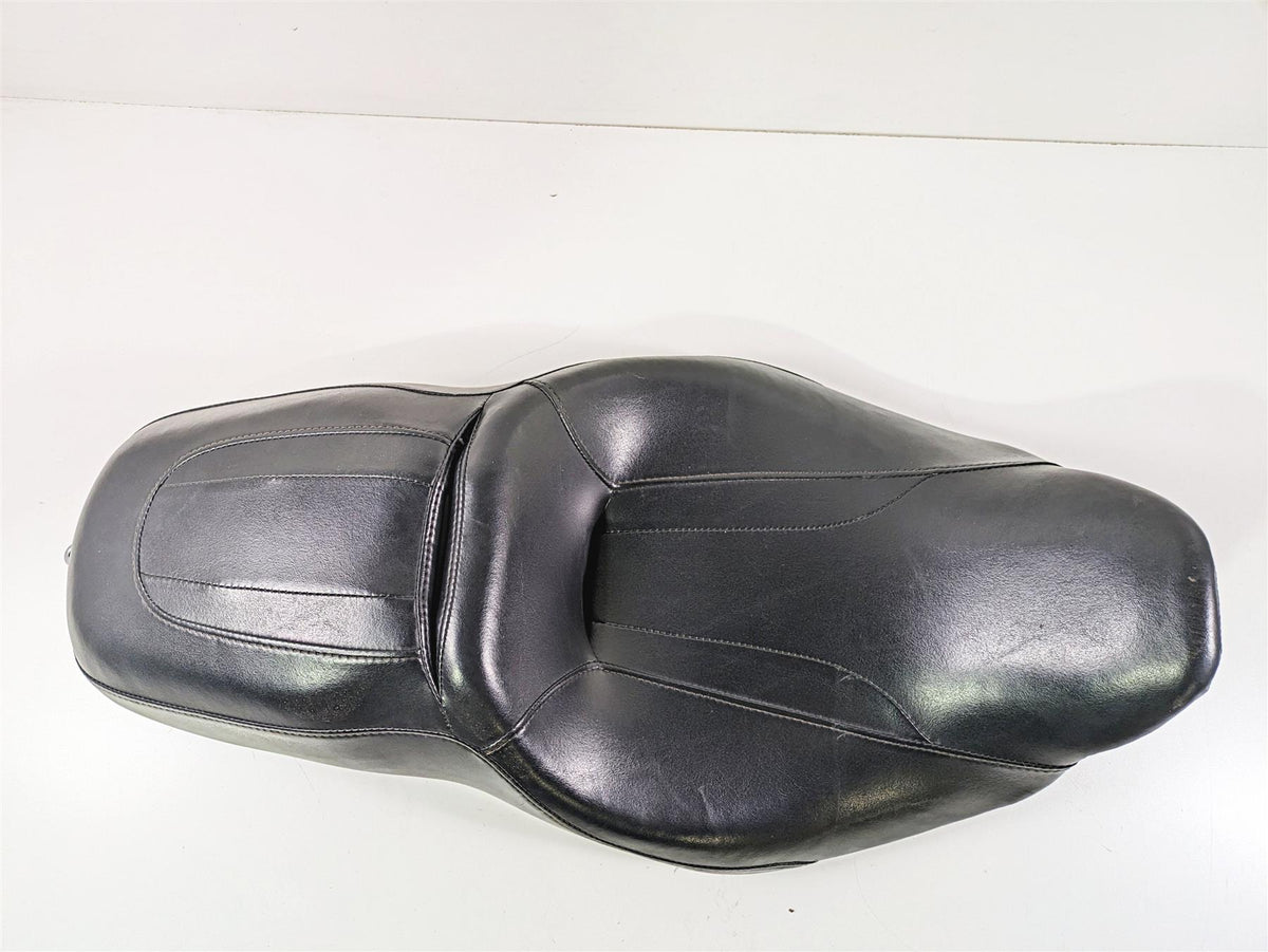 2010 Harley Touring FLHX Street Glide Seat Saddle Low 52000142 {{ shop.shopifyCountryName }} - Mototech271