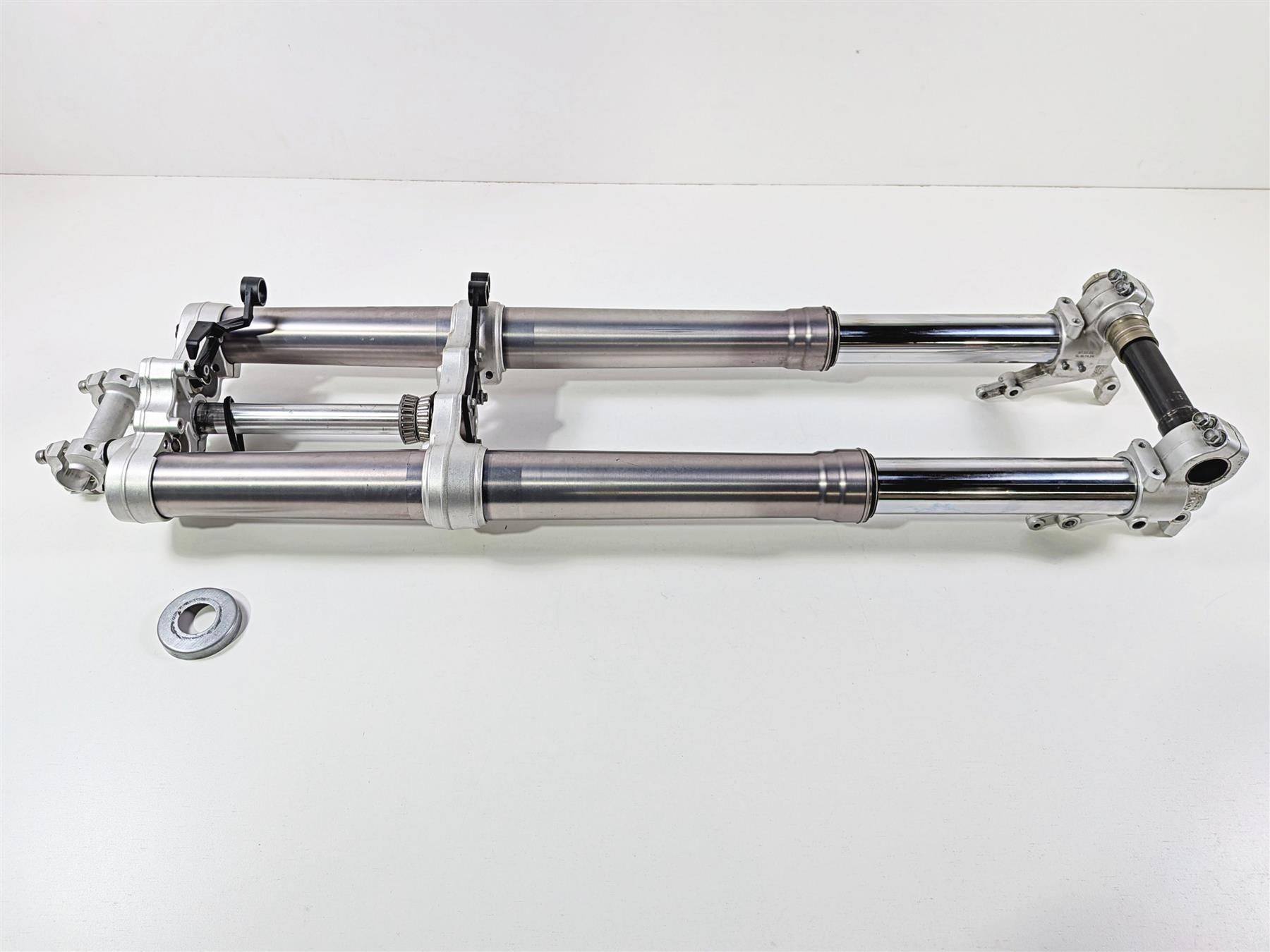 2005 KTM 950 LC8 Adventure Forks Triple Tree Riser Axle 1418Y756LS 1418Y756RS {{ shop.shopifyCountryName }} - Mototech271