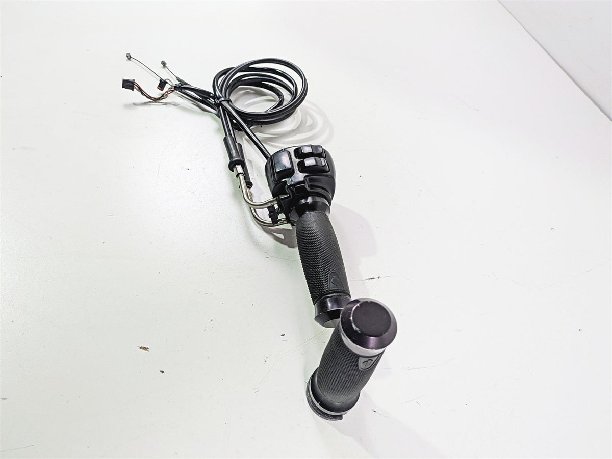 2014 Harley FLS Softail Slim Right Hand Throttle Control Switch 72948-12 {{ shop.shopifyCountryName }} - Mototech271
