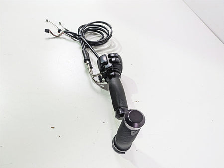 2014 Harley FLS Softail Slim Right Hand Throttle Control Switch 72948-12 {{ shop.shopifyCountryName }} - Mototech271