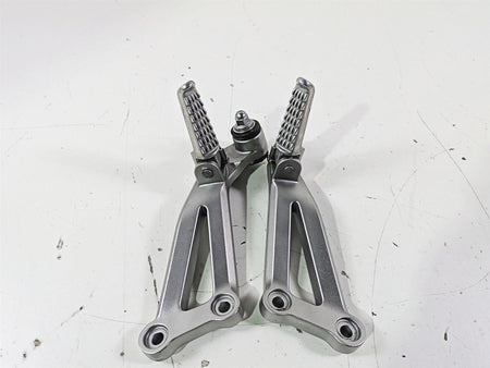 2005 Kawasaki ZX12R Ninja Rear Passenger Footpeg Set 35063-0062-458 {{ shop.shopifyCountryName }} - Mototech271