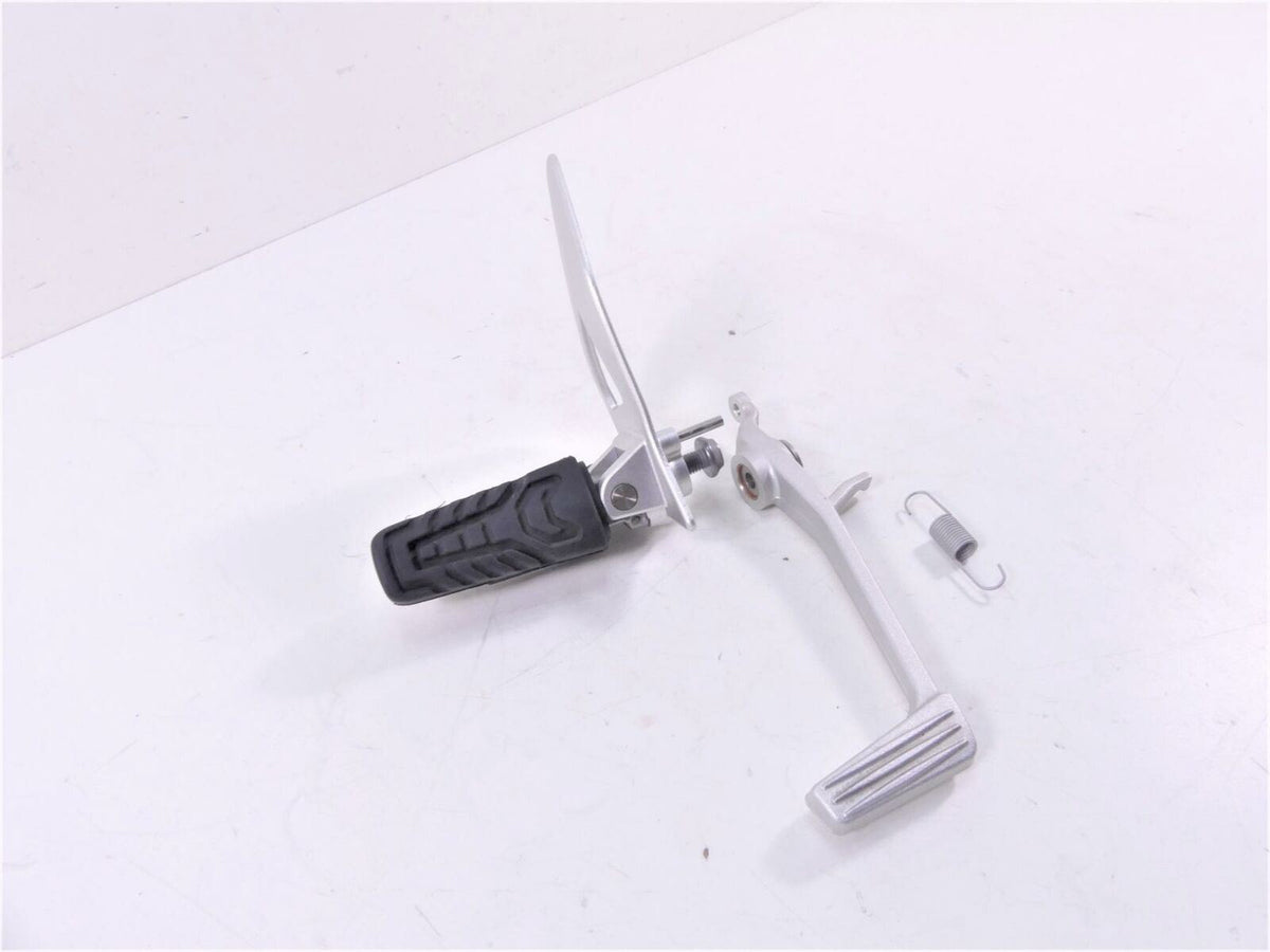 2017 BMW R1200RT RTW K52 Right Front Footpeg & Brake Pedal 46718535642 {{ shop.shopifyCountryName }} - Mototech271