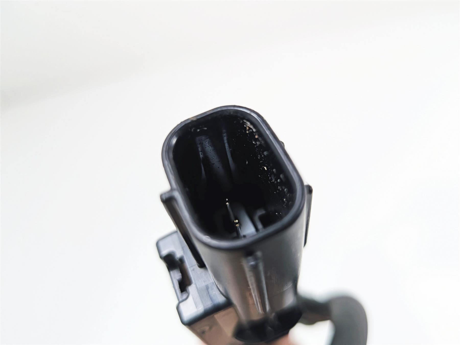 2023 Yamaha MT10 MTN1000 Quick Shifter Shift Assistant B5Y-82480-00-00 {{ shop.shopifyCountryName }} - Mototech271