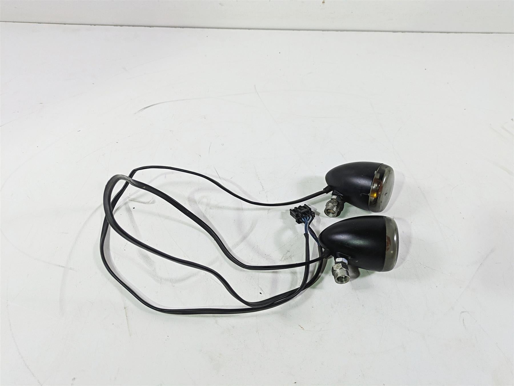 2016 Harley VRSCDX Night Rod Front Blinker Turn Signal Set 69587-07 {{ shop.shopifyCountryName }} - Mototech271