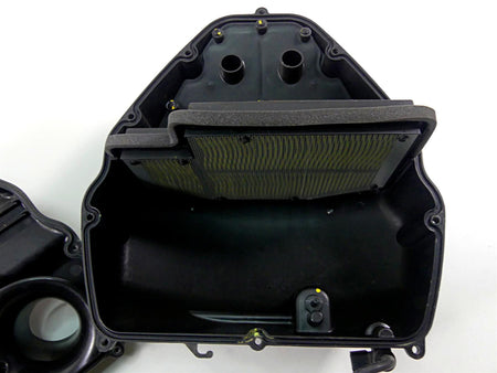 2022 Triumph Speed Triple 1200 RS Air Cleaner Breather Filter Box T2205677 {{ shop.shopifyCountryName }} - Mototech271
