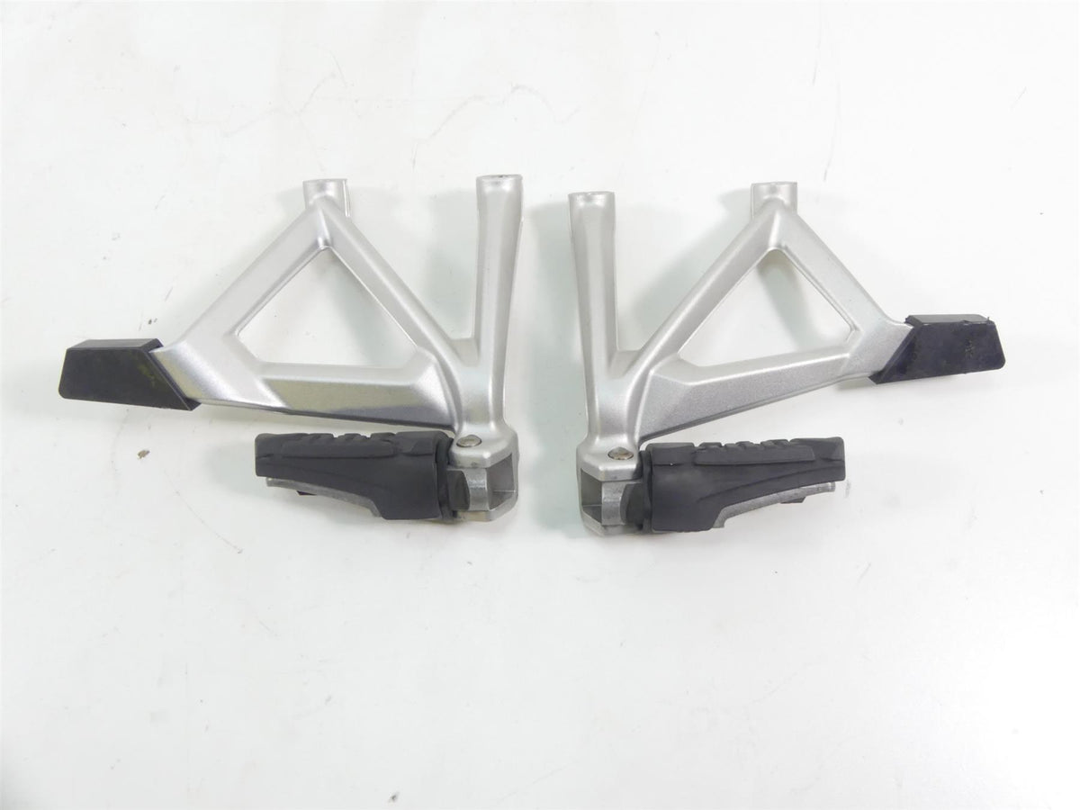 2014 BMW R1200GS K50 Rear Passenger Pillion Footpeg Foot Peg Set 46718526741 {{ shop.shopifyCountryName }} - Mototech271