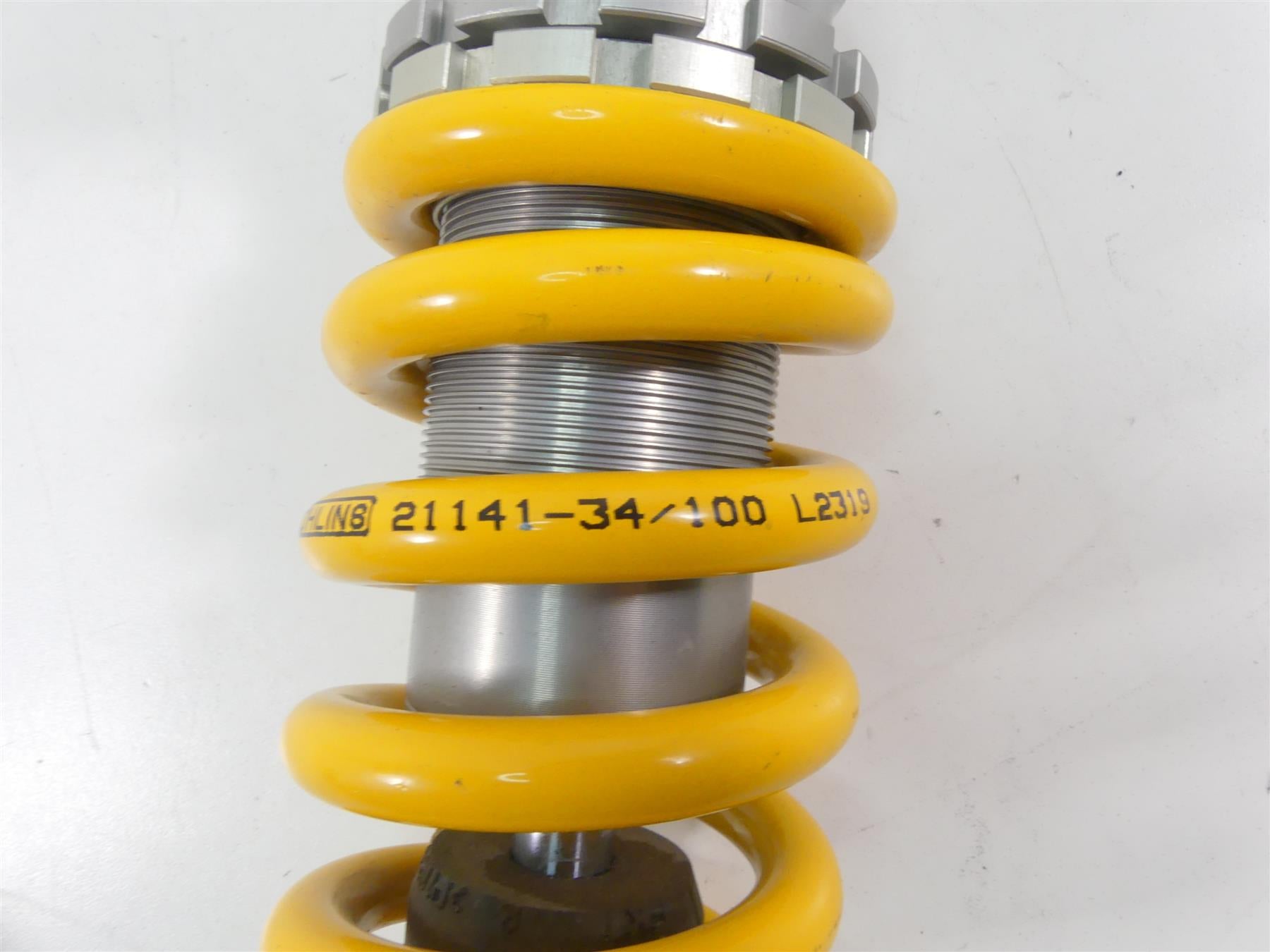 2020 Triumph Speed Triple RS 1050 Rear Ohlins TTX Shock Damper T2050357 {{ shop.shopifyCountryName }} - Mototech271