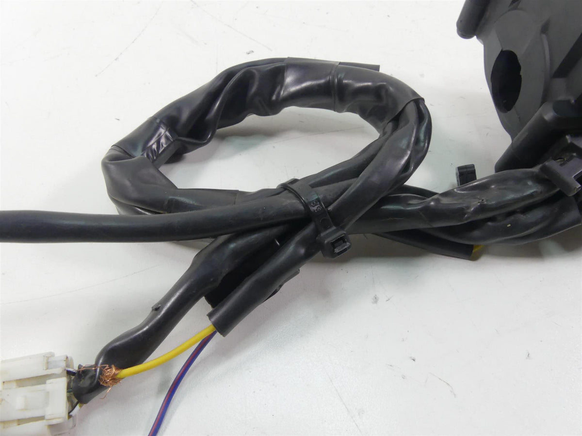 2022 Yamaha MT09 FZ09 Right Control Switch & Throttle Set - Read B7N-26240-00-00 {{ shop.shopifyCountryName }} - Mototech271