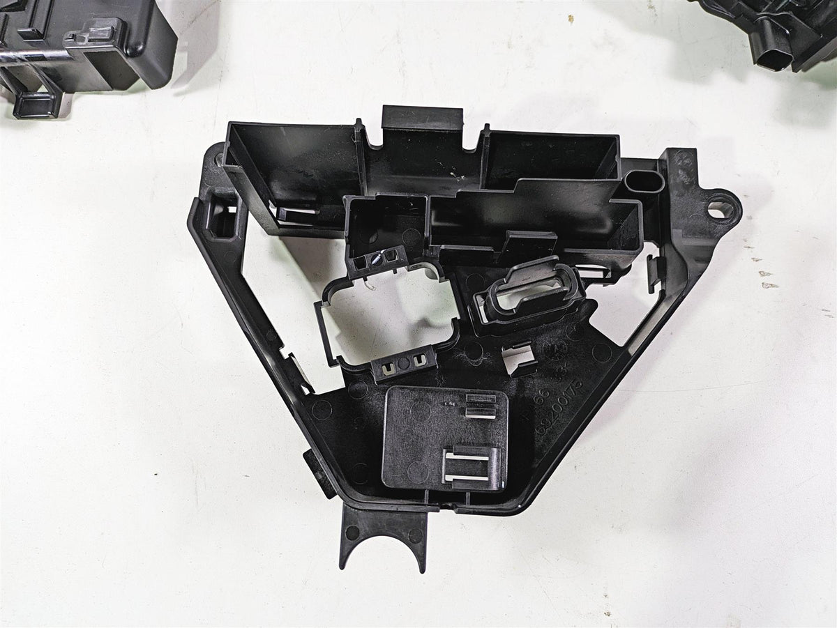 2020 Harley Touring FLHT Electra Glide Battery Tray & Electrical Holder 66000010 {{ shop.shopifyCountryName }} - Mototech271