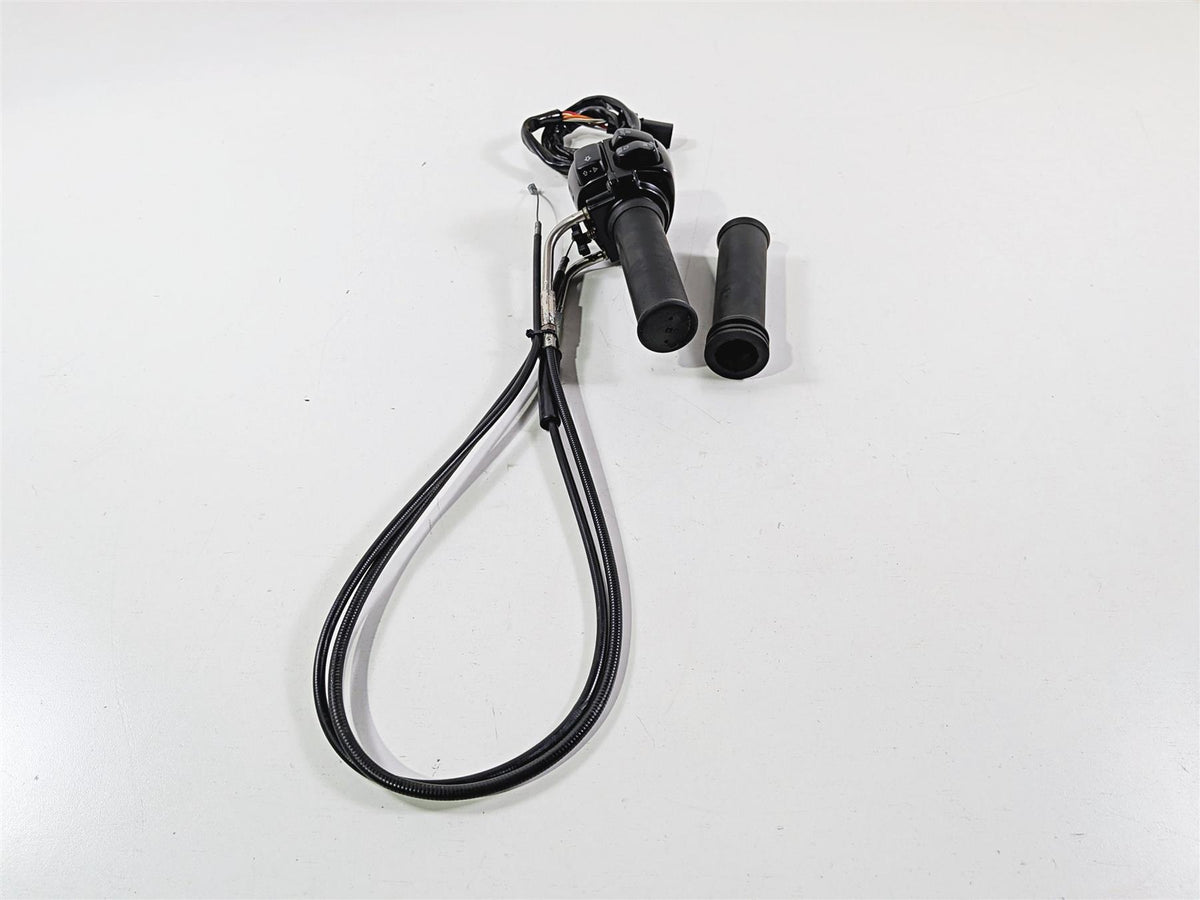 2013 Harley VRSCDX Night Rod Special Right Hand Start Throttle Control Switch 71684-06A-Mototech271