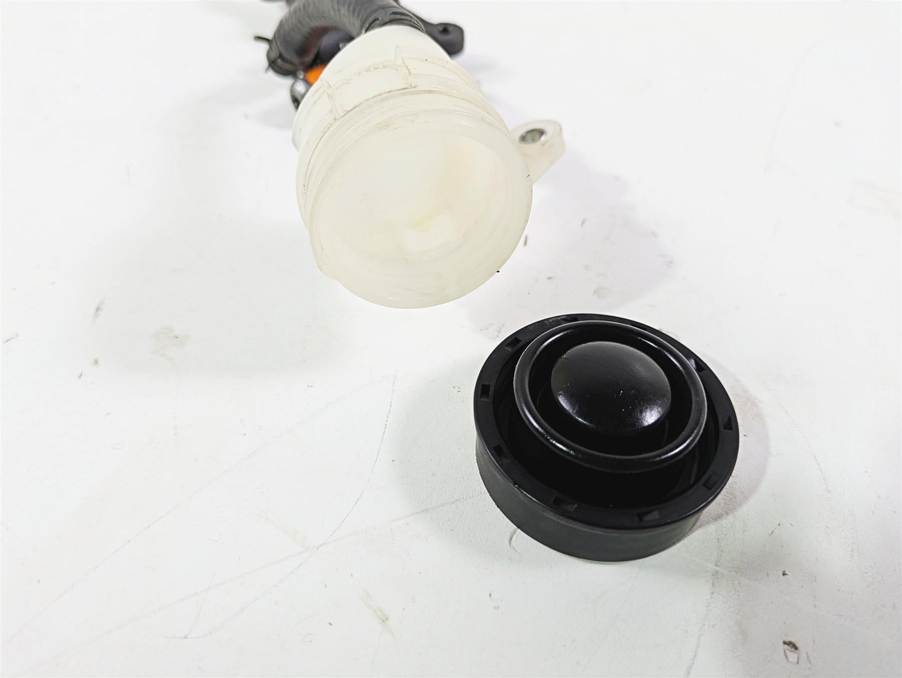 2015 BMW R1200 GS Adv K51 Nissin Rear Brake Master Cylinder 1/2" 34318522398 {{ shop.shopifyCountryName }} - Mototech271
