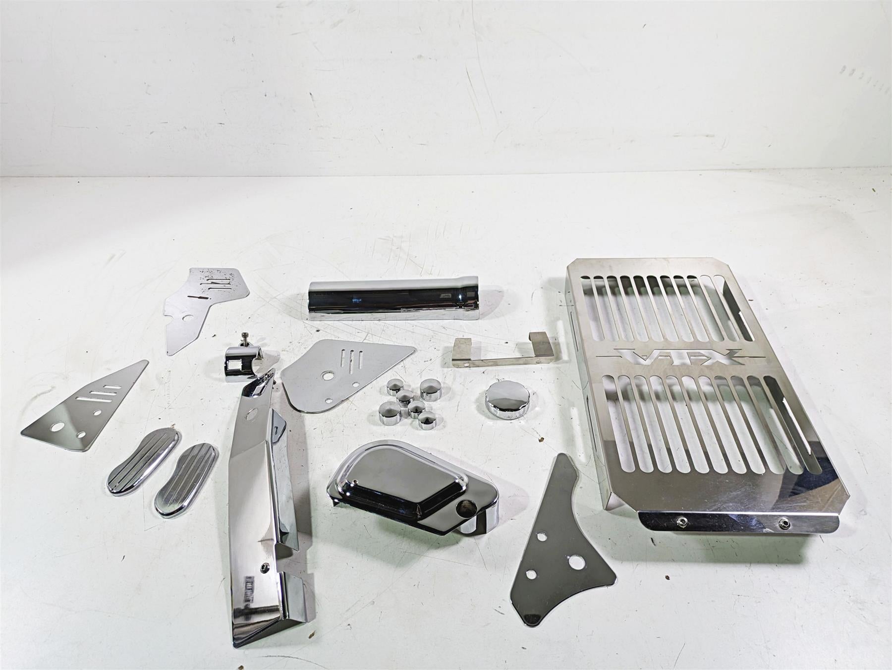 2002 Honda VTX1800 Retro Cobra Aftermarket Chrome Cover Set 06-0652 06-0650 {{ shop.shopifyCountryName }} - Mototech271