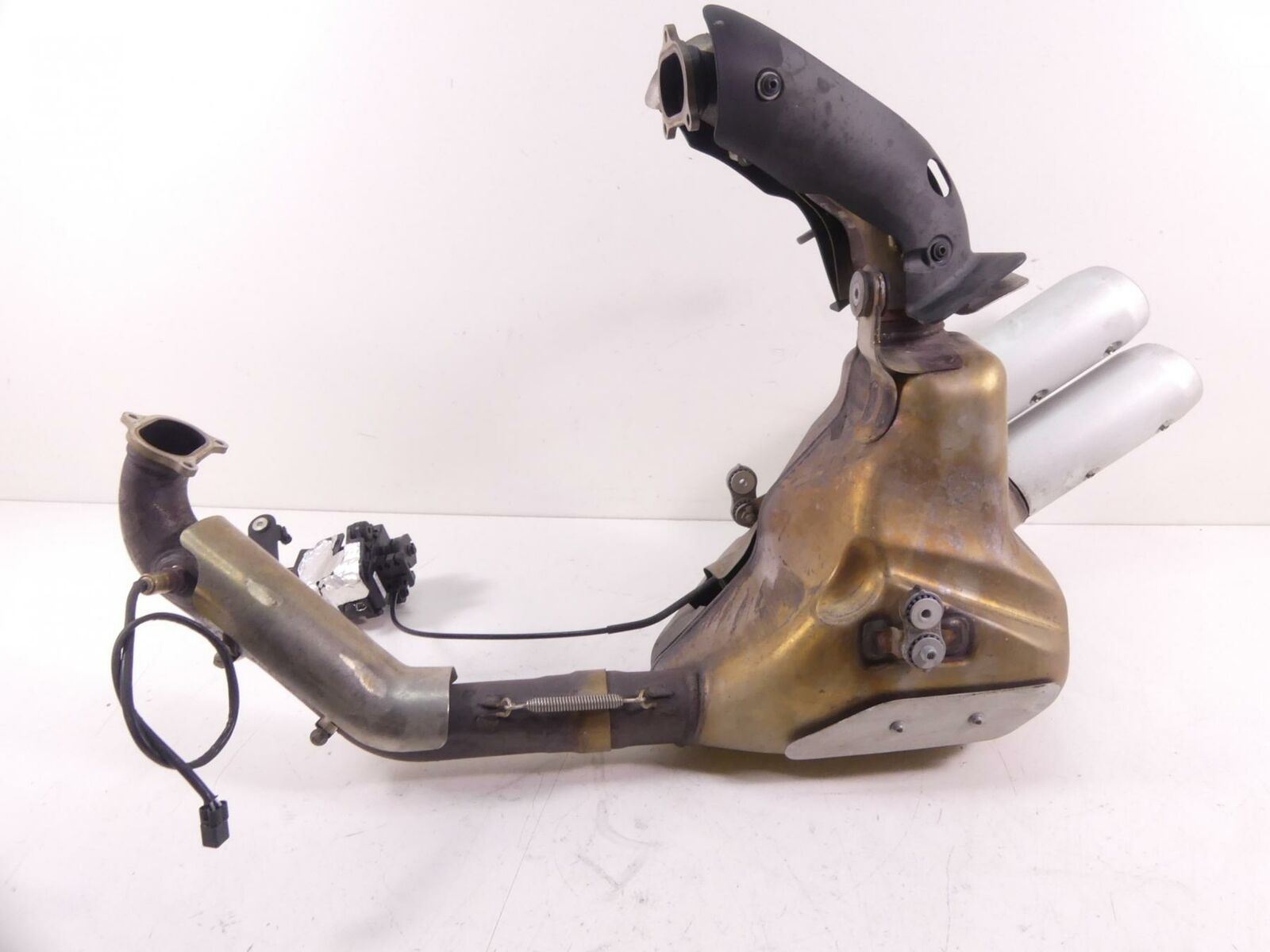 2019 Ducati Supersport 939 S Exhaust Pipe Header Silencer & Servo 57314392A {{ shop.shopifyCountryName }} - Mototech271