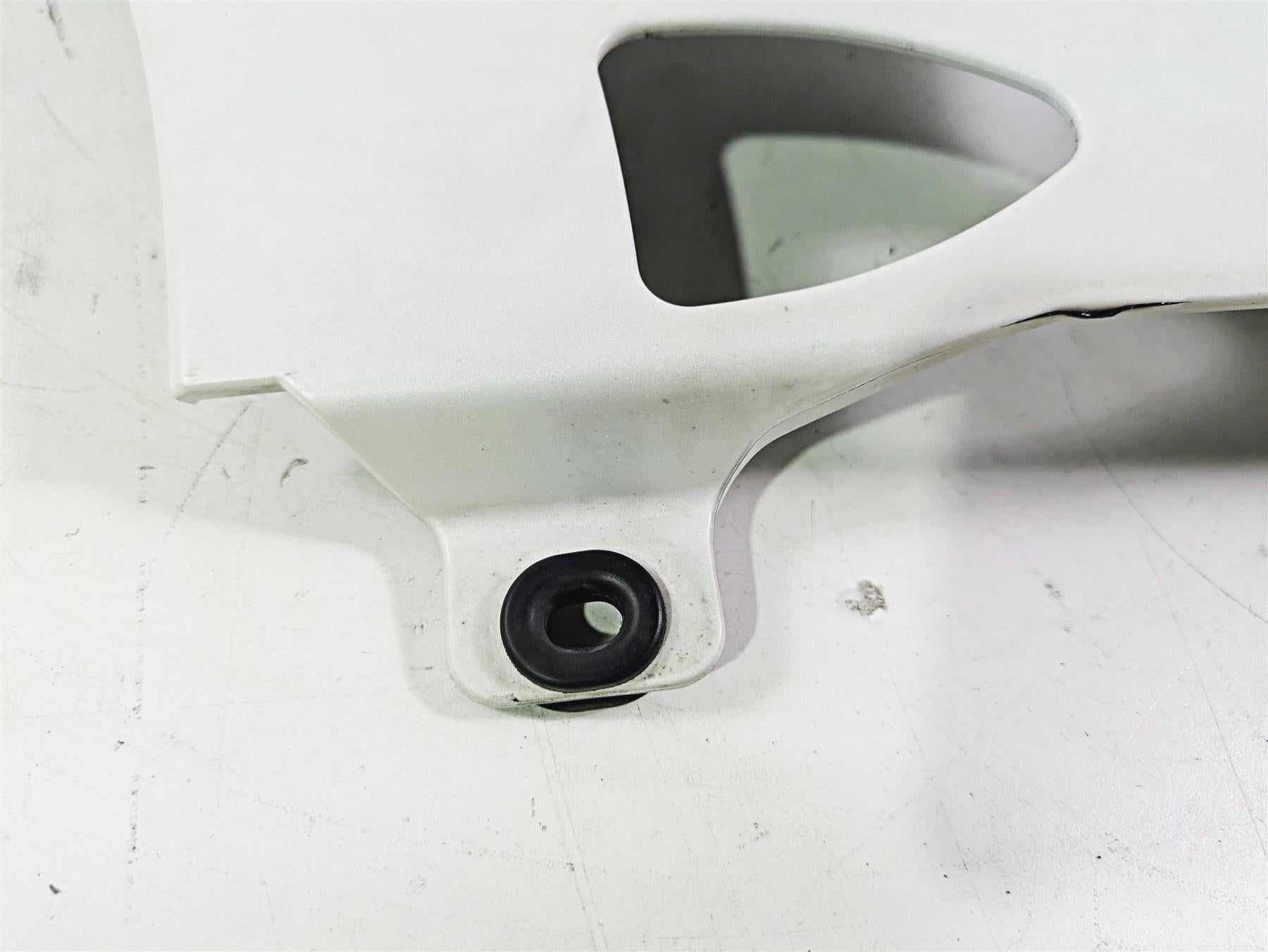 2018 Indian Chieftain Limited Right Lower Side Cover Fairing White Pearl 5450418 {{ shop.shopifyCountryName }} - Mototech271