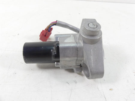 2002 Yamaha XVS1100 V-Star Ignition Switch Key Tank Cap Lock Set 4TR-82501-01-00 {{ shop.shopifyCountryName }} - Mototech271