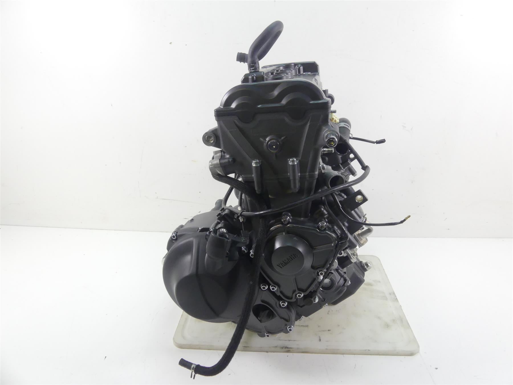 2022 Yamaha MT09 FZ09 Engine Motor - 1k Only - Read B7N-15100-09-00 {{ shop.shopifyCountryName }} - Mototech271