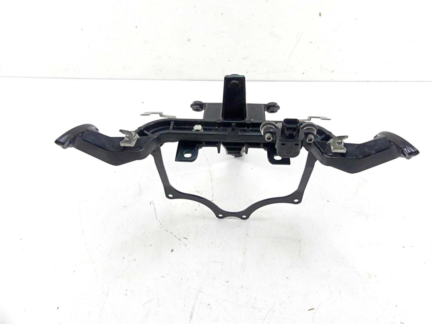 2010 Kawasaki ZX1400 ZX14 R Ninja Mirror & Speedo Holder Stay Bracket 11054-0057 {{ shop.shopifyCountryName }} - Mototech271
