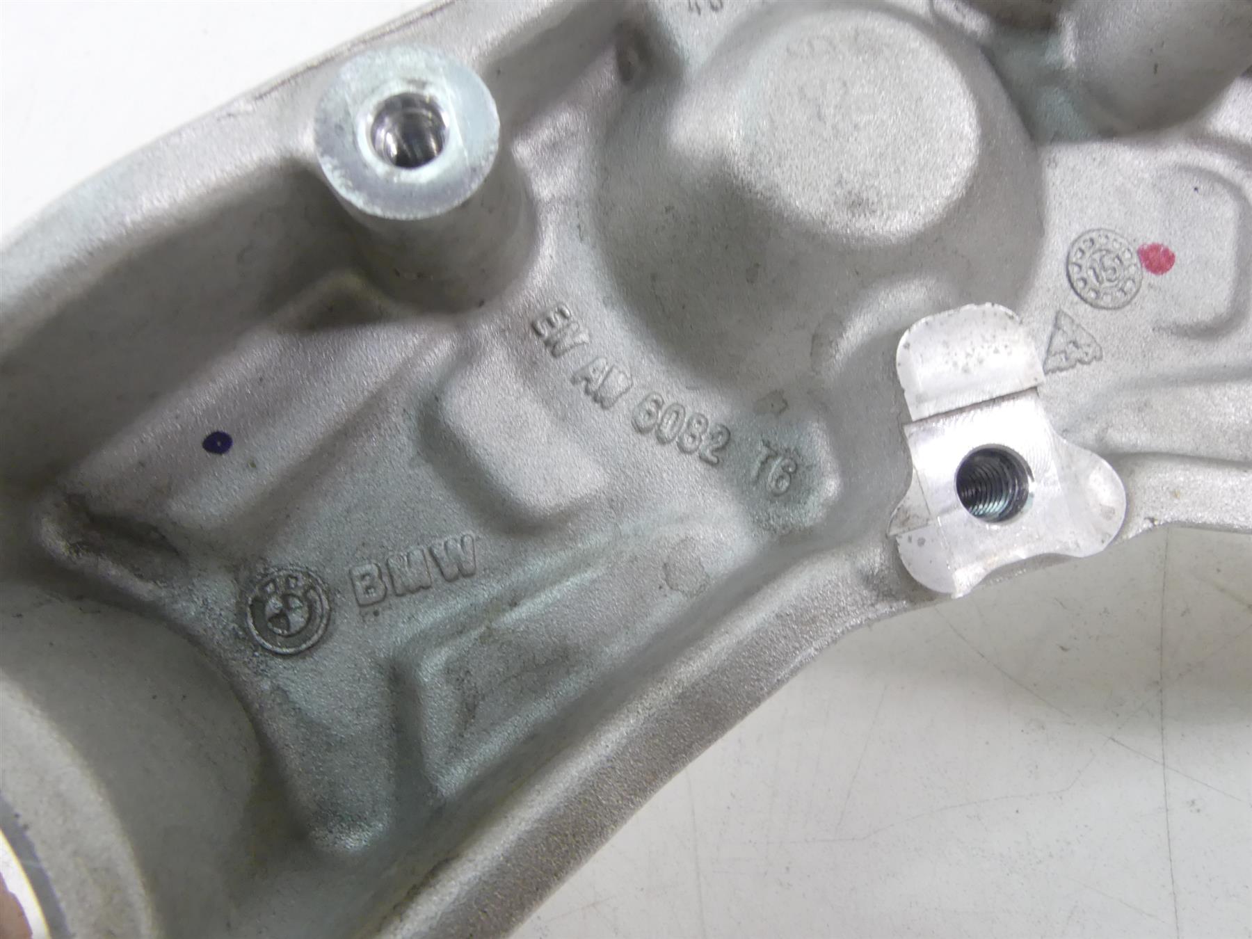 2016 BMW R1200GS K50 Lower Triple Tree Steering Yoke - Read 31429443337 {{ shop.shopifyCountryName }} - Mototech271
