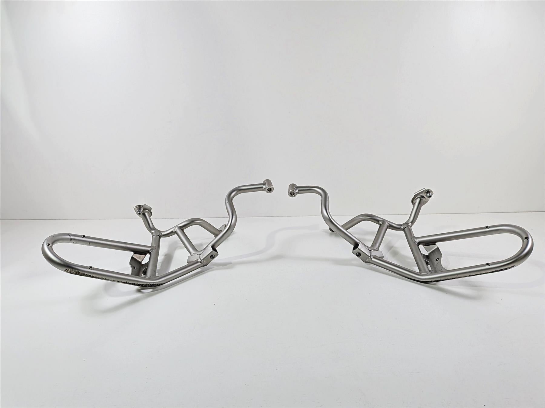 2023 BMW R1250RT RTP K52 Engine Protection Crash Bar Set READ 11848548601 {{ shop.shopifyCountryName }} - Mototech271