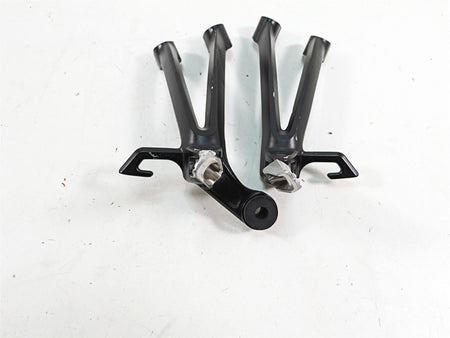 2009 Suzuki GSXR750 K9 Rear Footpeg Foot Peg Rest Mount Set 43600-37H00-YAP {{ shop.shopifyCountryName }} - Mototech271