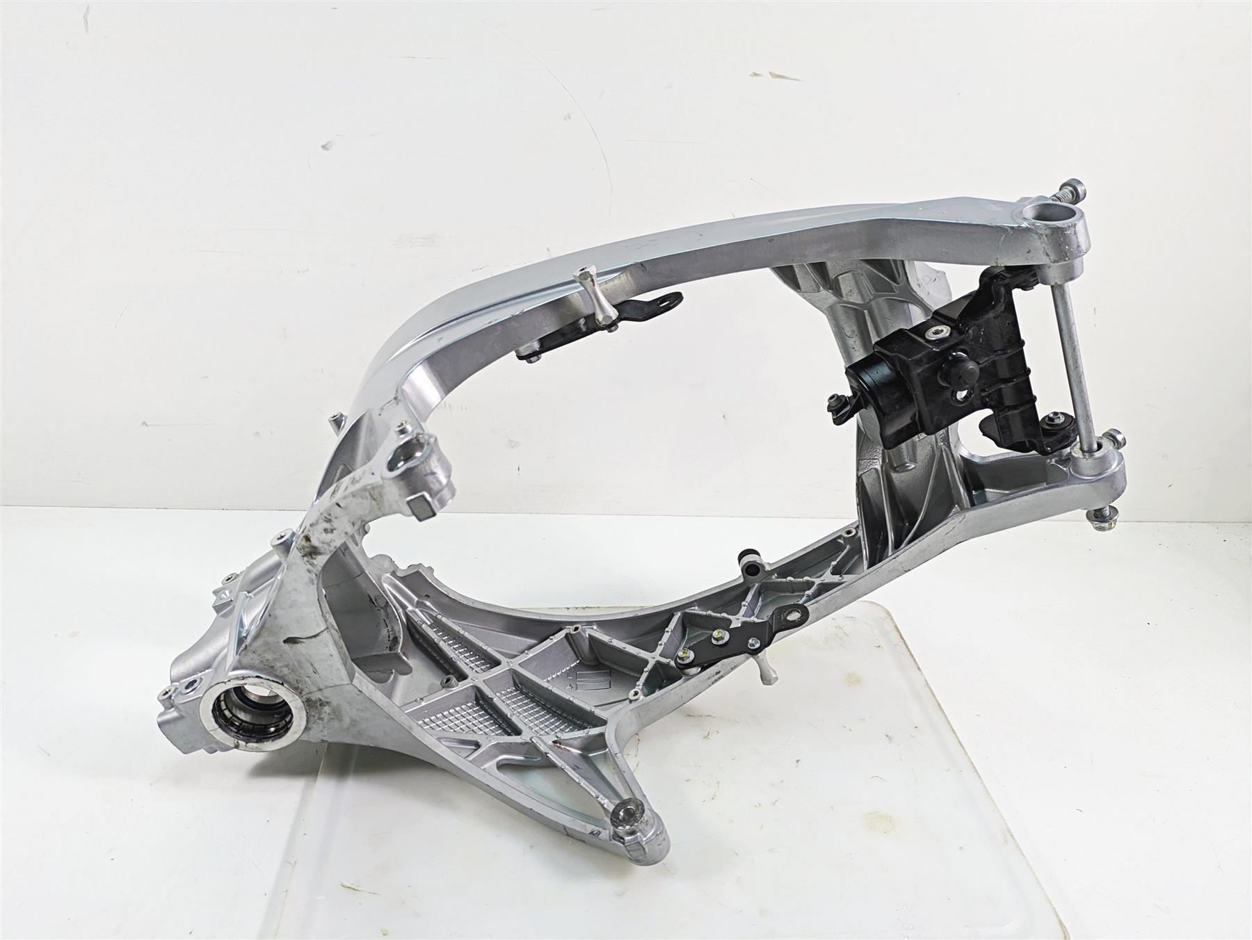 2021 Aprilia RS660 Straight Main Frame Chassis With Texas Salvage Title -Read 2B006475 {{ shop.shopifyCountryName }} - Mototech271