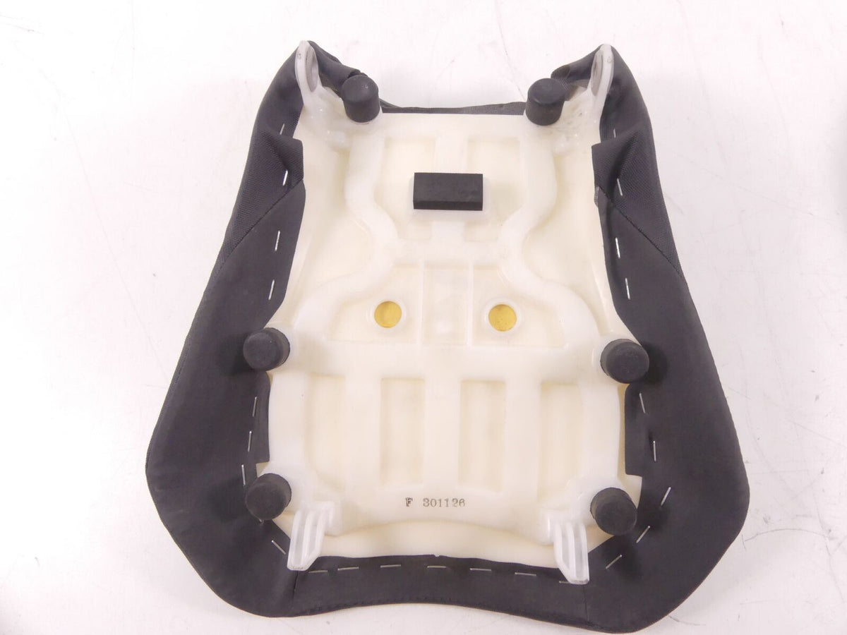 2018 Suzuki GSXR750 Driver Rider Passanger Saddle Seat Set 45100-14J10-DW2 {{ shop.shopifyCountryName }} - Mototech271