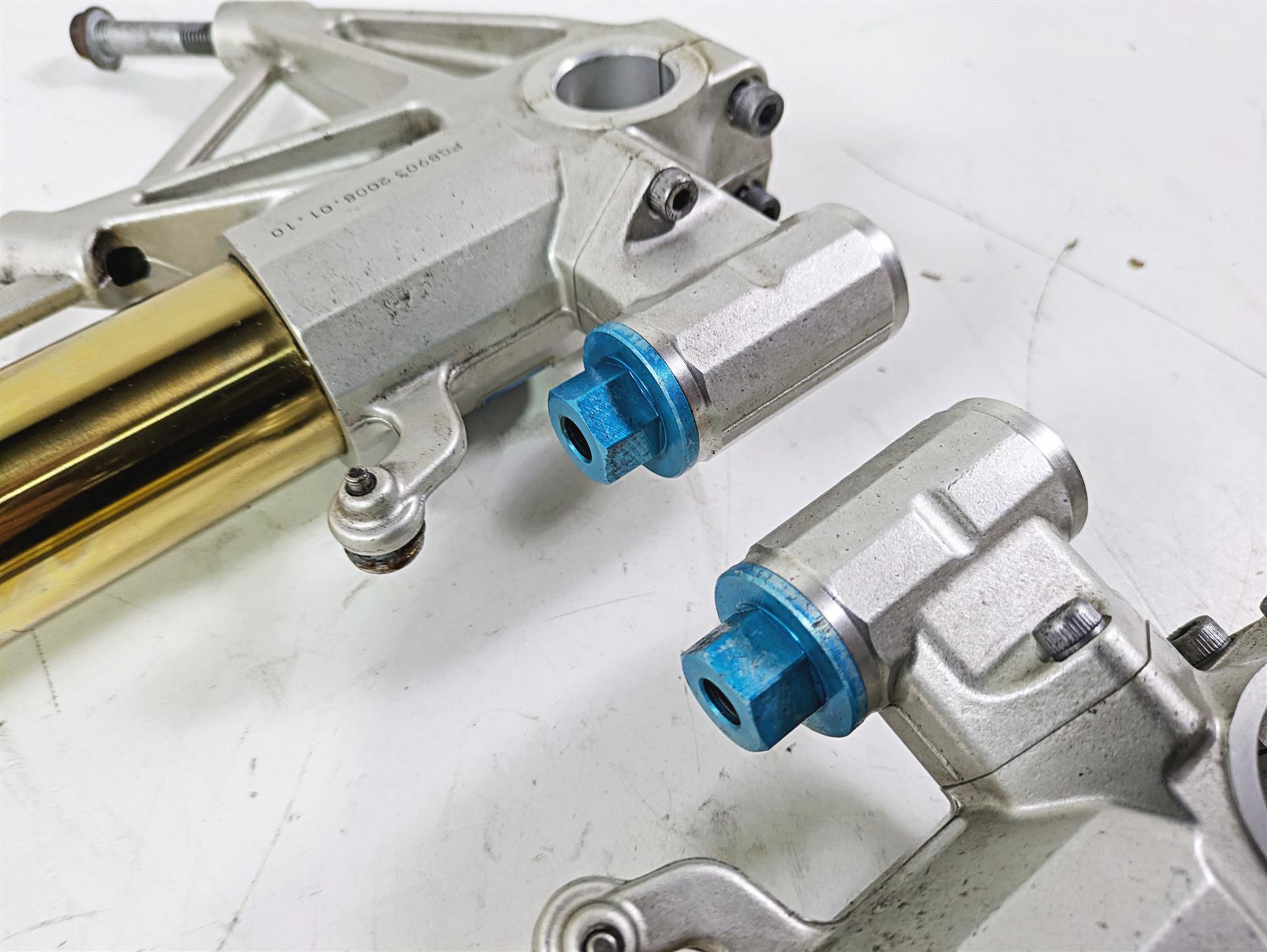 2008 Aprilia RSVR 1000 Factory Straight Ohlins Front Fork Leg Set AP8163062 {{ shop.shopifyCountryName }} - Mototech271