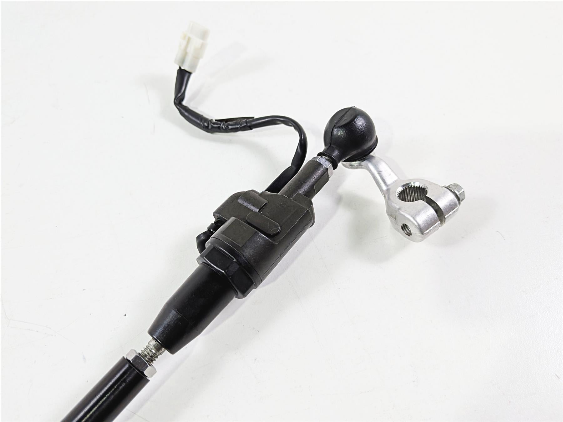 2016 Yamaha YZF R1 RN32 Quickshifter Quick Shifter Assist 2CR-82470-00-00 {{ shop.shopifyCountryName }} - Mototech271