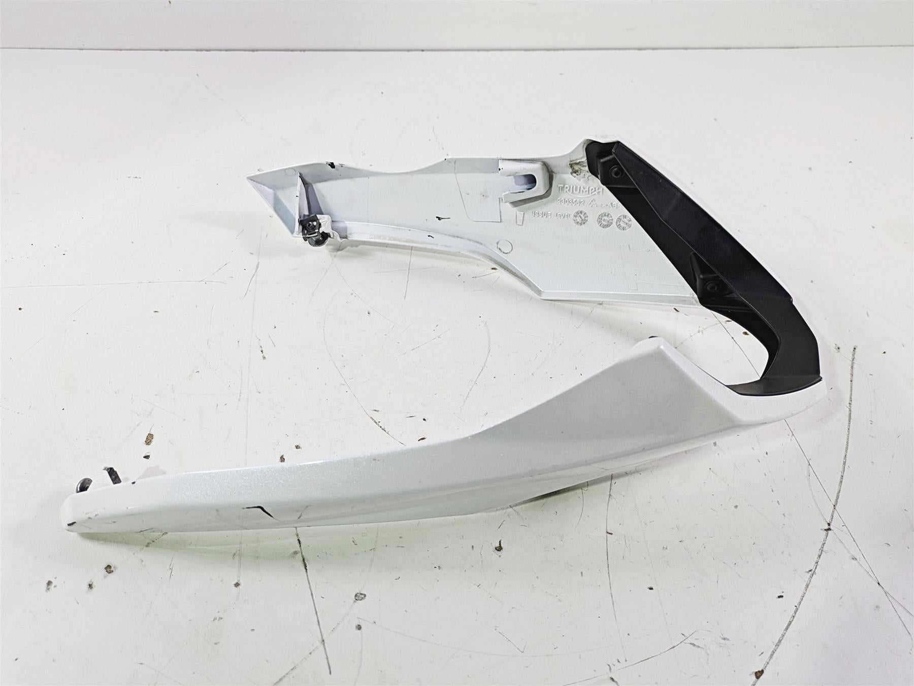 2019 Triumph Speed Triple RS 1050 Lower Belly Cover & Mounts T2303565 {{ shop.shopifyCountryName }} - Mototech271