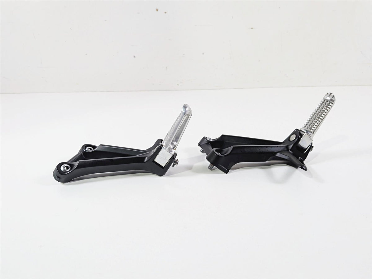 2023 Yamaha MT10 MTN1000 Rear Passenger Footpeg Rest Set 1RC-2741L-01-00 {{ shop.shopifyCountryName }} - Mototech271