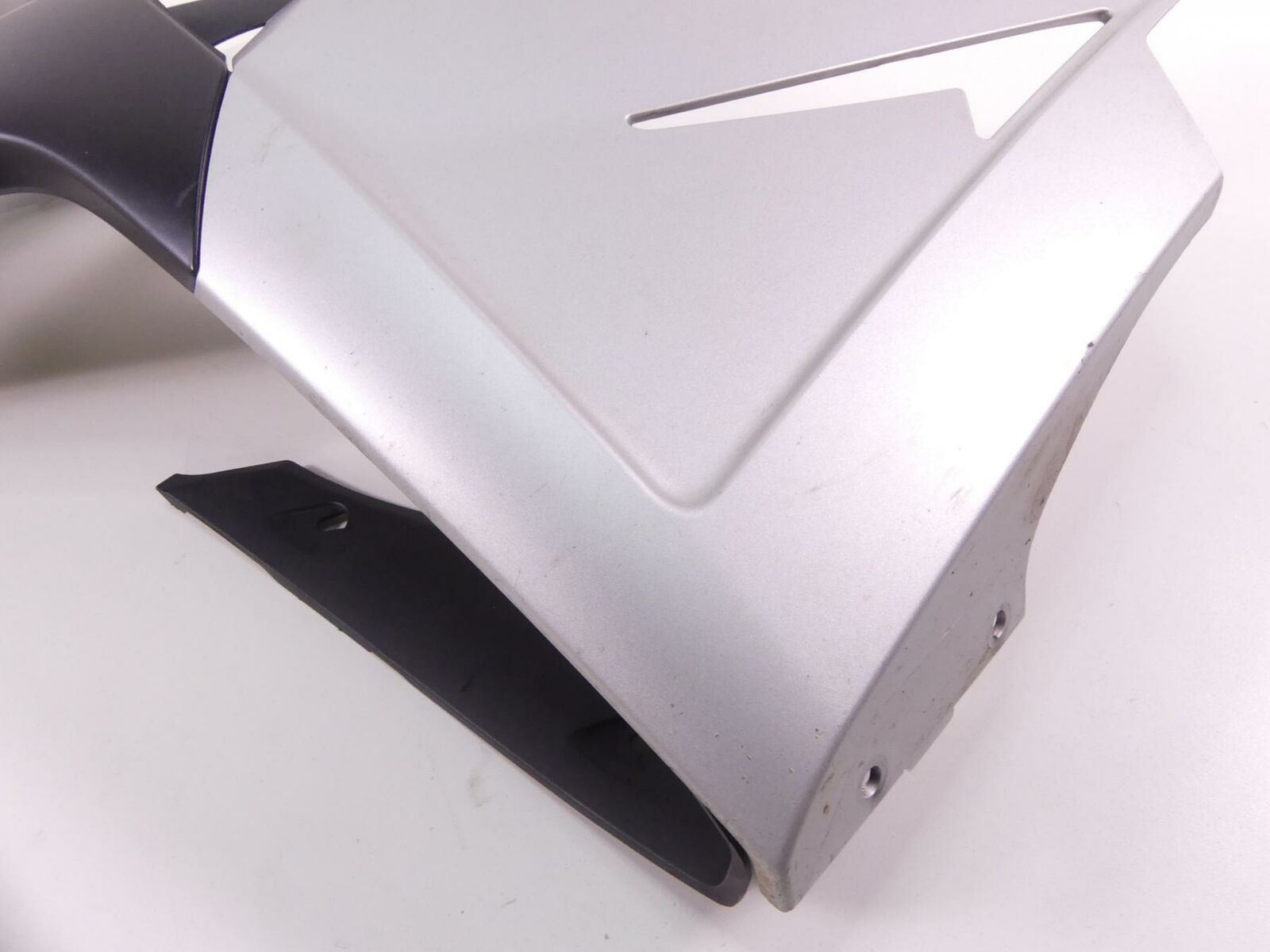2017 Triumph Daytona 675R Left Main Fairing Cover Cowl T2309455 T2309456 {{ shop.shopifyCountryName }} - Mototech271