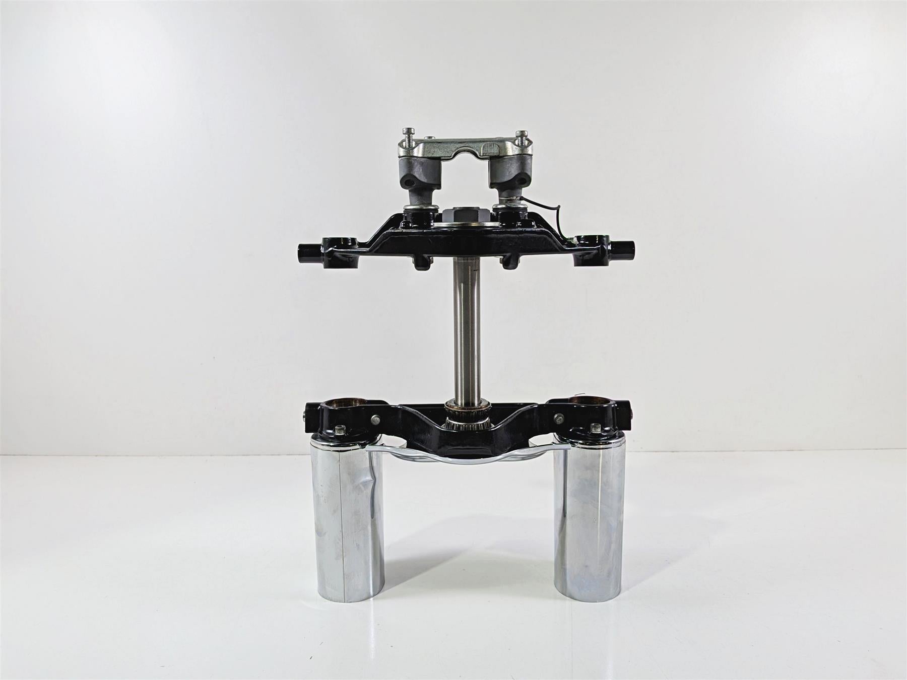 2011 Harley Touring FLHTCU CVO Electra Glide Upper Lower Triple Trees 45446-09-Mototech271
