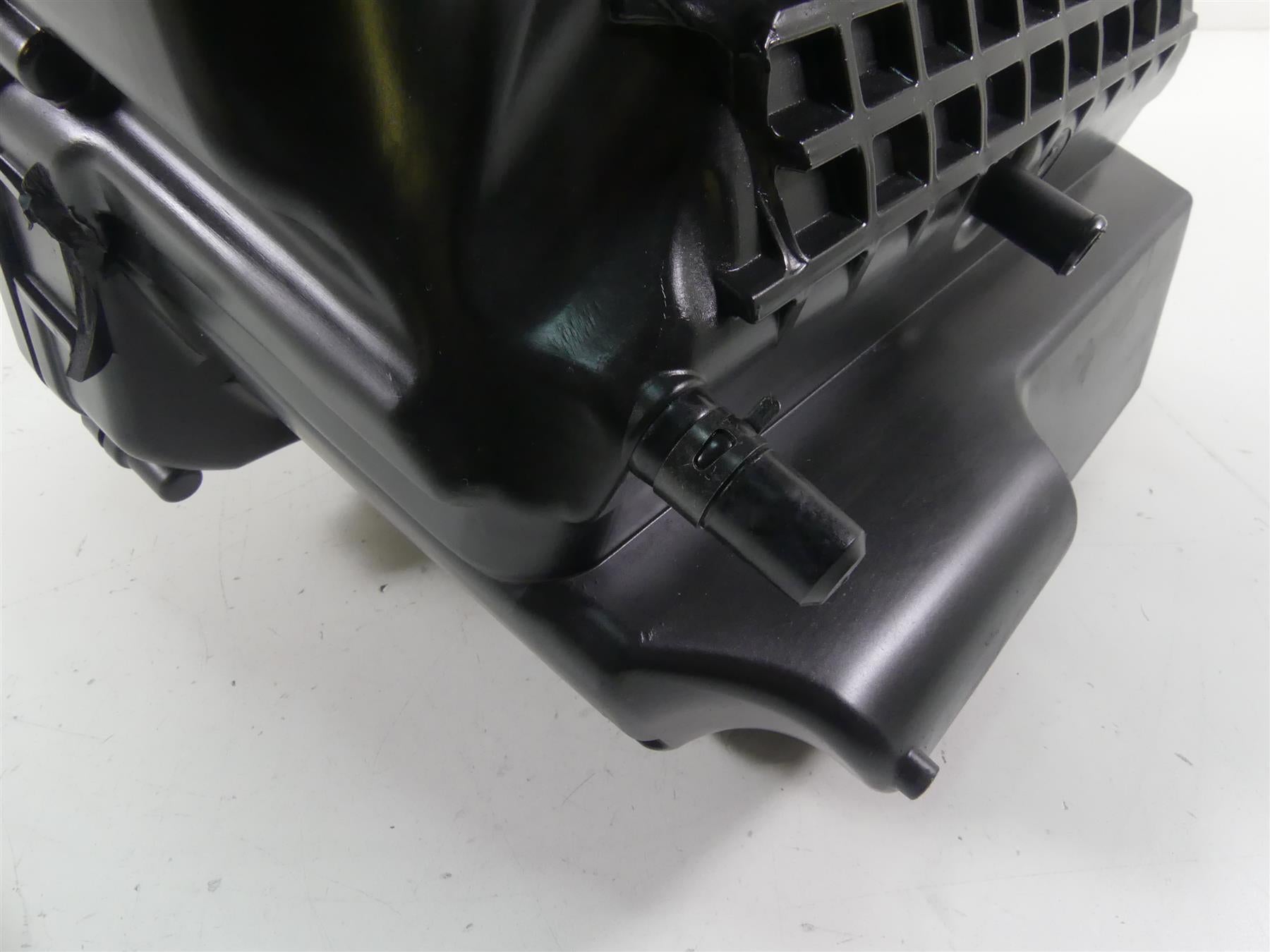 2022 Yamaha MT09 FZ09 Air Cleaner Filter Breather Box - Read B7N-14411-01-00 {{ shop.shopifyCountryName }} - Mototech271