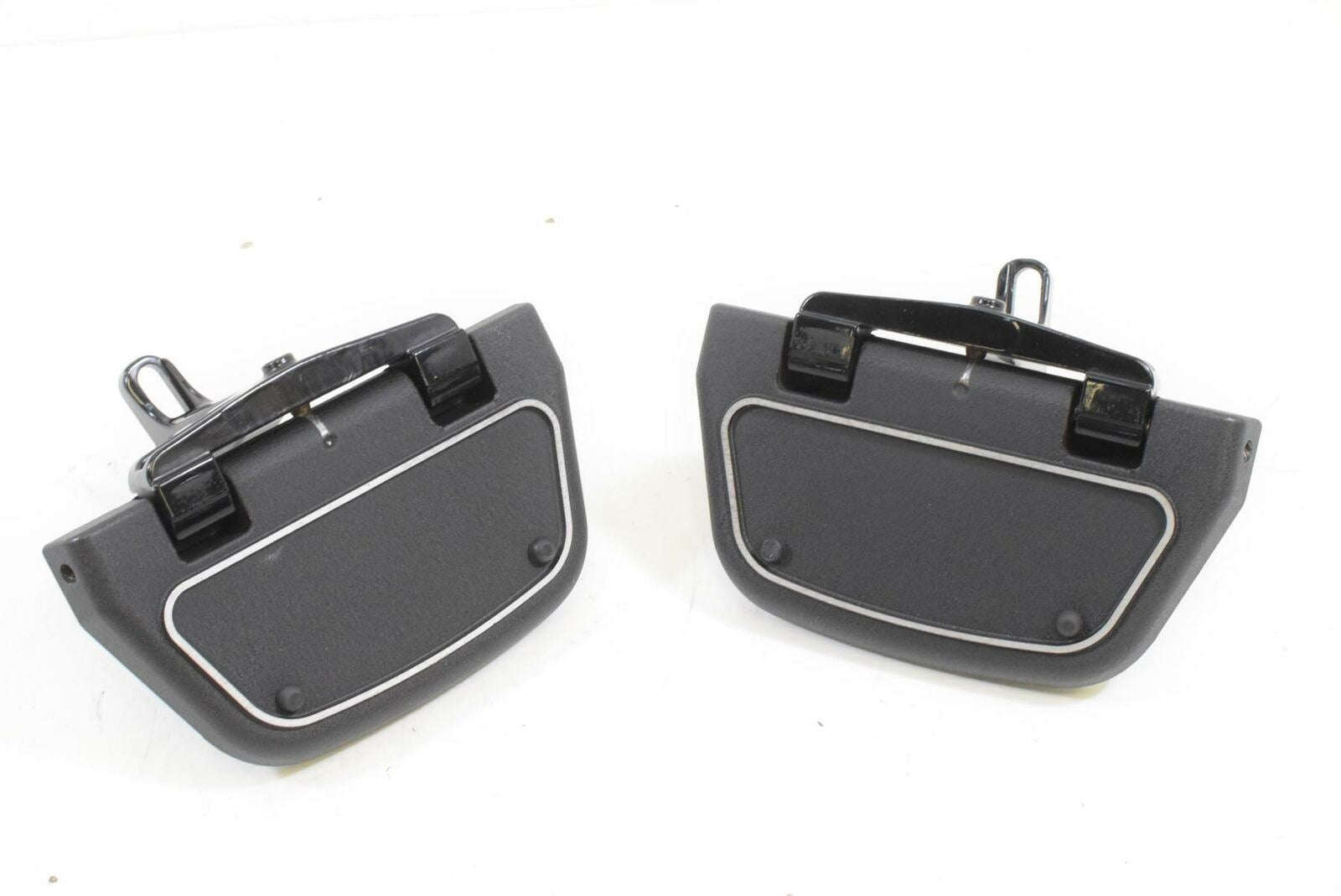 2014 Harley Touring FLHTCU Electra Glide Rear Floorboard Floor Board Set 52719-1 {{ shop.shopifyCountryName }} - Mototech271