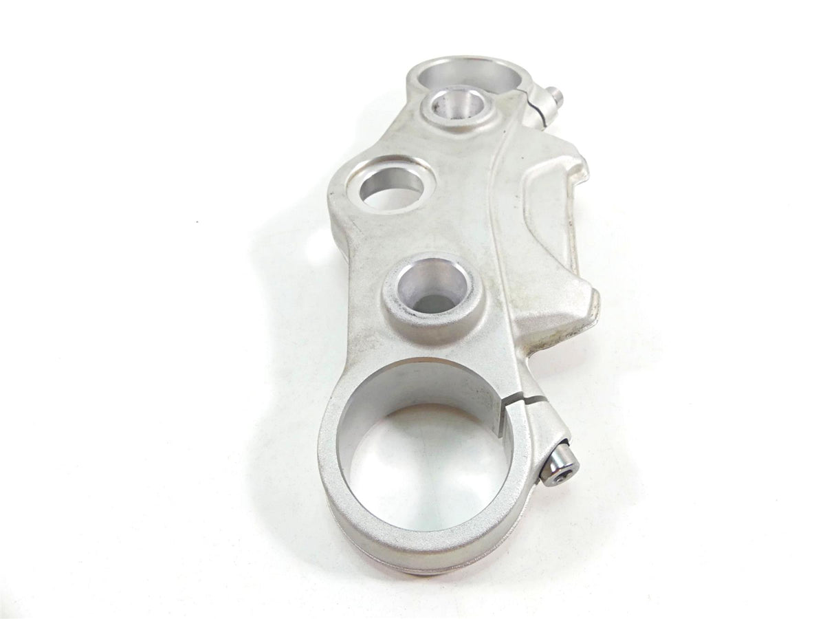 2022 Triumph Speed Triple 1200 RS Upper Triple Tree Steering Clamp 52mm T2045129 {{ shop.shopifyCountryName }} - Mototech271