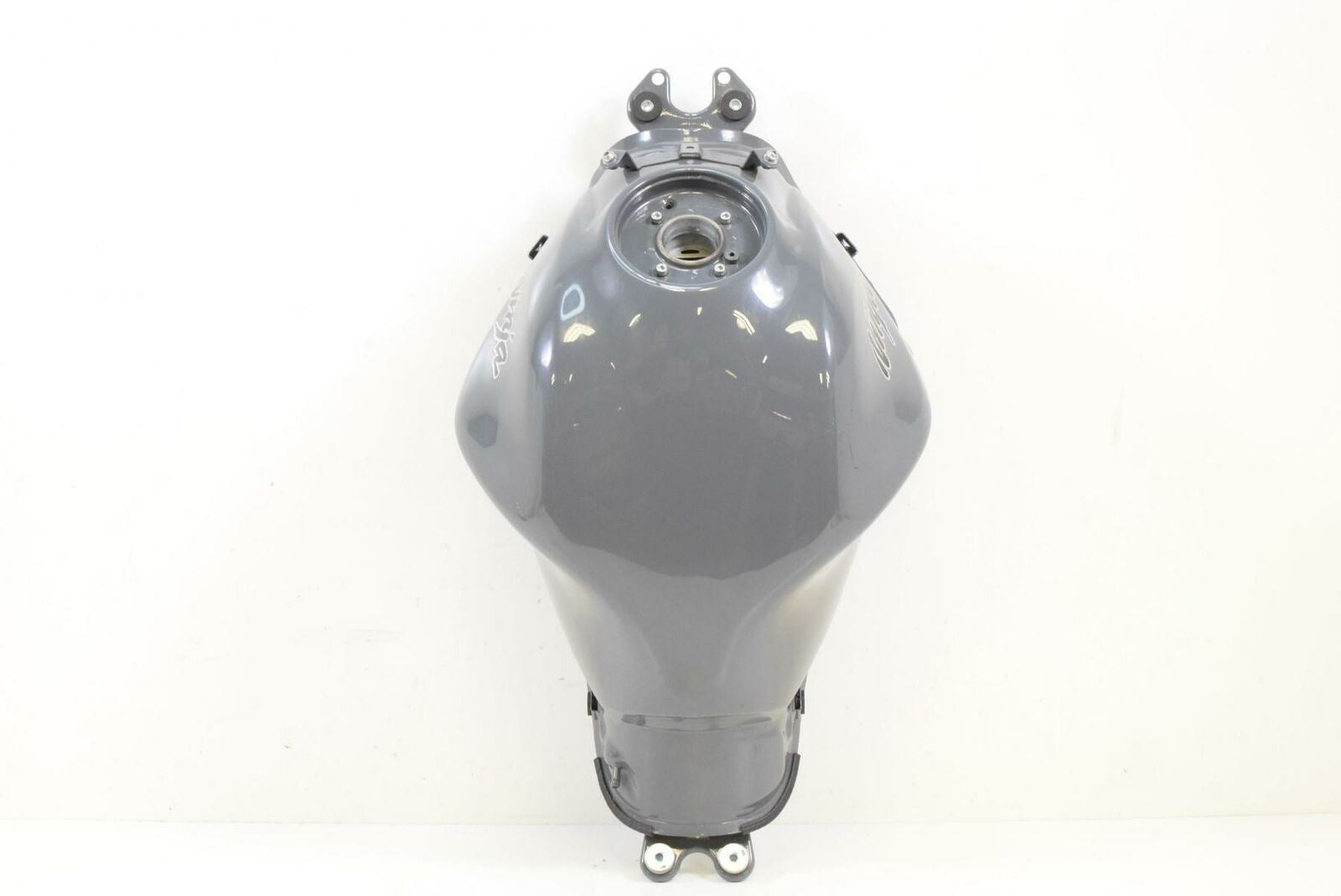 2018 Kawasaki EX650 Ninja Fuel Gas Petrol Tank - Dent 51001-0841-H8 {{ shop.shopifyCountryName }} - Mototech271