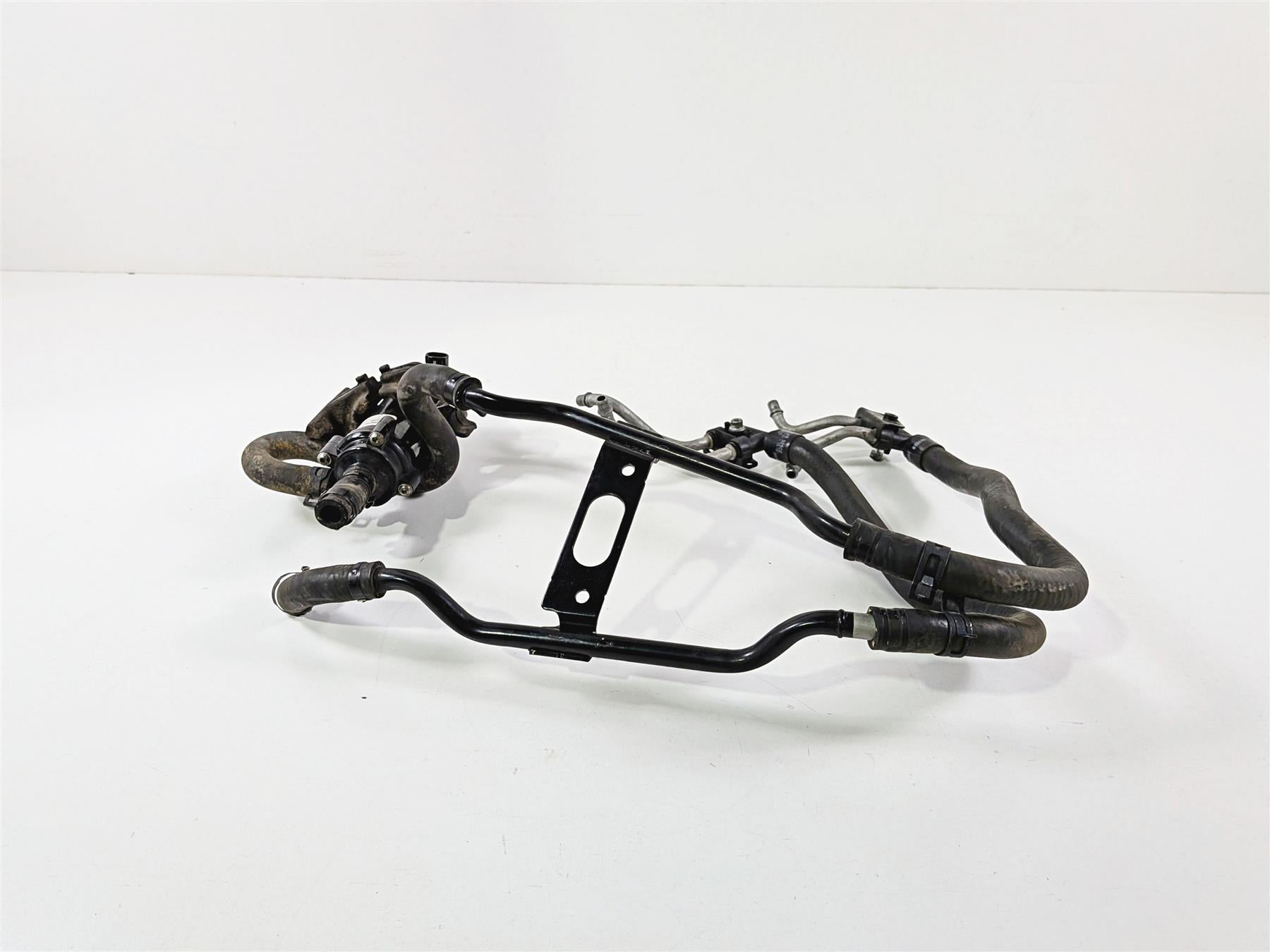 2014 Harley Touring FLHTK Electra Glide Water Pump + Mount & Lines 26800107-Mototech271
