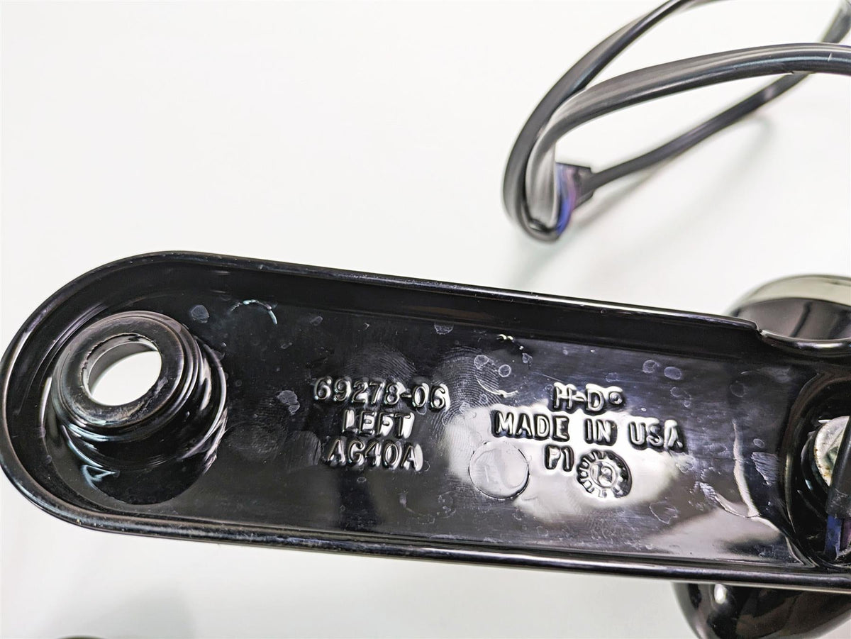 2013 Harley Touring FLHX Street Glide Front Blinker & Mount Set 69278-06 {{ shop.shopifyCountryName }} - Mototech271