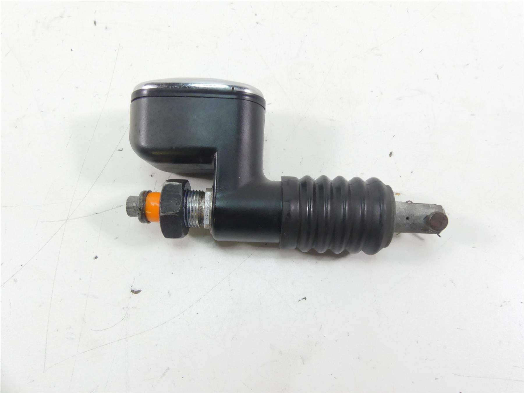 2002 Harley Softail FXSTDI Deuce Rear Brake Master Cylinder 41755-99F {{ shop.shopifyCountryName }} - Mototech271