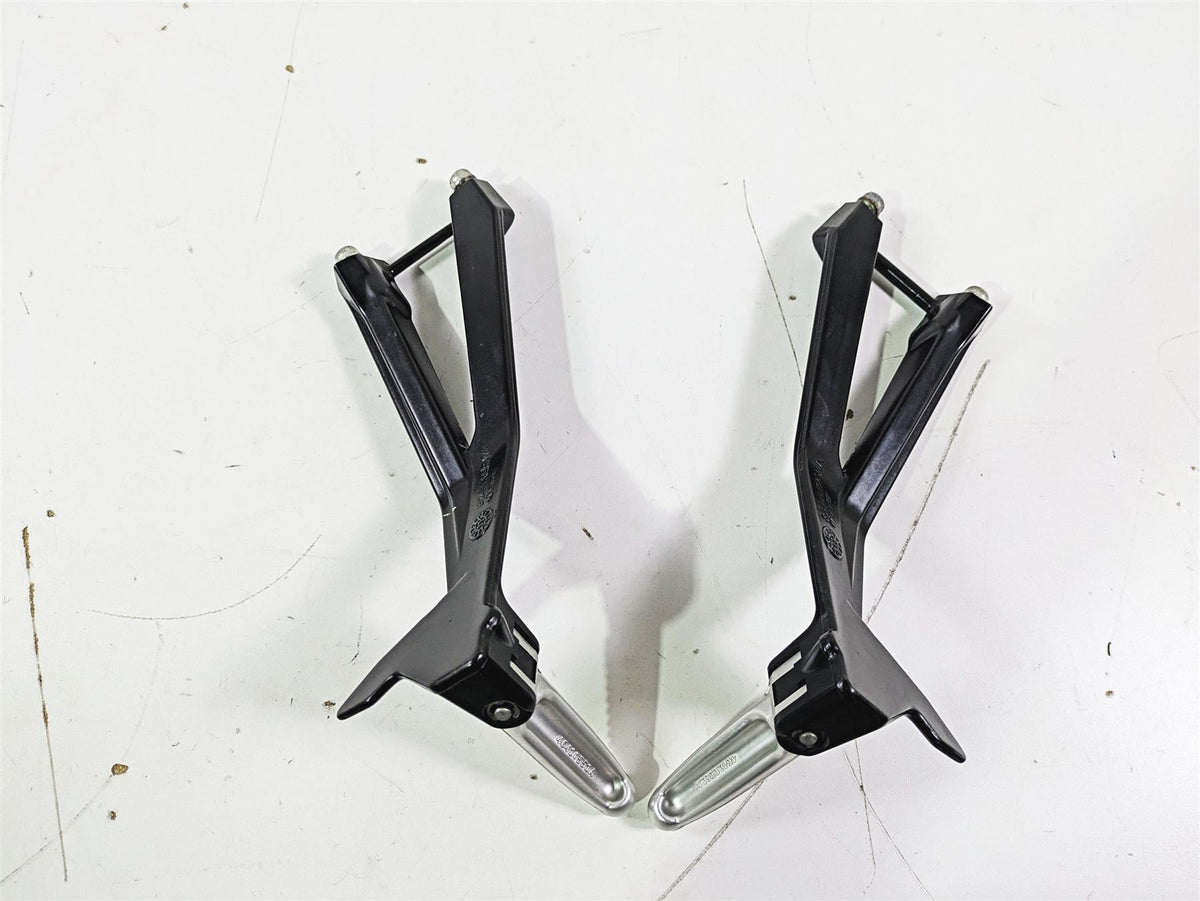 2008 Ducati SBK 1098 S Rear Passenger Foot Peg Set 82411251A 82411241A {{ shop.shopifyCountryName }} - Mototech271