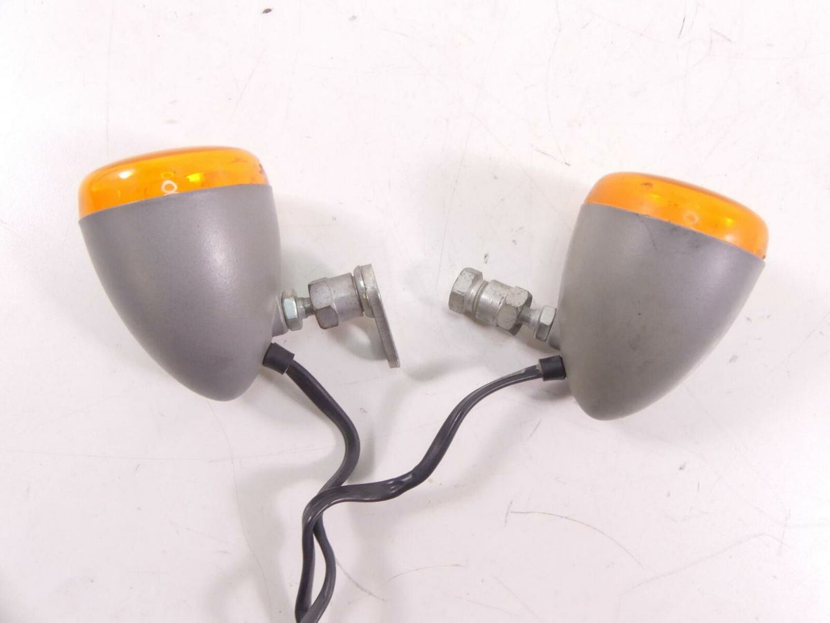 2009 Harley FXCW Softail Rocker Front Blinker Turn Signal Set - Read 69965-08 {{ shop.shopifyCountryName }} - Mototech271